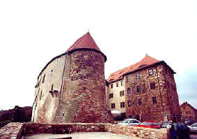torzo pvodnho gotickho hradu