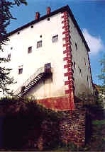 donjon - zadn� strana, zahrada