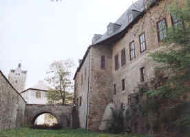 p��kop a vnit�n� hrad